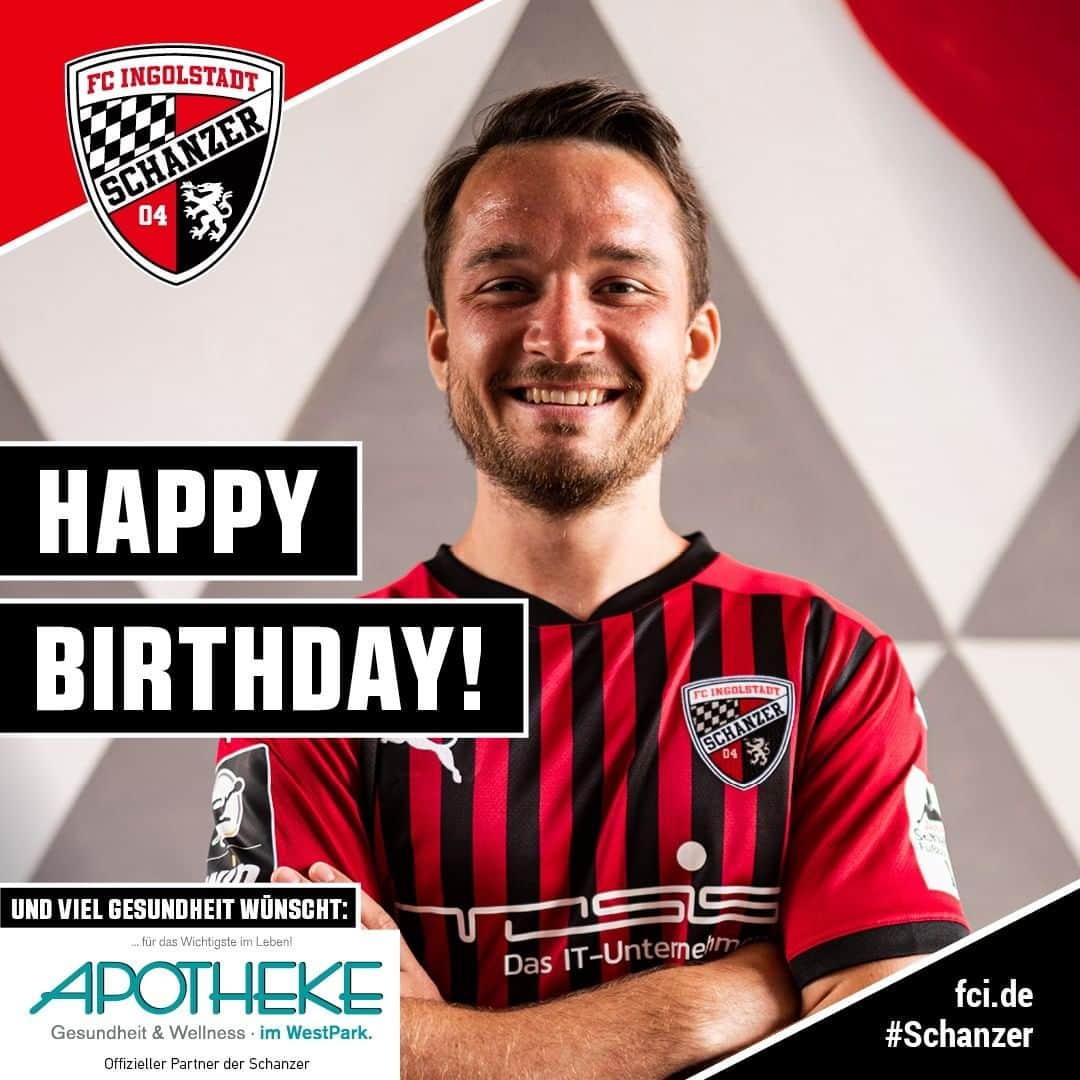 FCインゴルシュタット04のインスタグラム：「HAPPY BIRTHDAY, @peterkurzweg13‼️🎁🎉 Unsere Axt macht den Geburtstags-Hattrick perfekt und grätscht heute in sein 27. Lebensjahr 😍😁 Von Herzen wünschen dir deine #Schanzer & die @apotheke.im.westpark nur das Beste 🙏🖤❤️ Verlässlich, offen, ehrlich: Danke für deinen bisherigen & kommenden Einsatz, Peter! 🤜🤛 . . #happybirthday #birthday #Geburtstag #allesGute #birthdayboy #happy #FCI #FCIngolstadt #Schanzerdassindwir #Schanzerfürimmer #fu3ball #3Liga #zeigtsuns #Ingolstadt #football #soccer #fussball #fußball #FCIngolstadt04 #Familie #Peter #Kurzweg #PeterKurzweg #Axt #dieAxt」