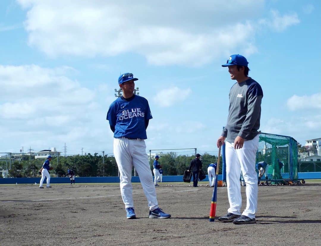 清水直行のインスタグラム：「今日も元気に練習です♪2  #琉球ブルーオーシャンズ #沖縄 #沖縄野球 #野球  #清水直行」