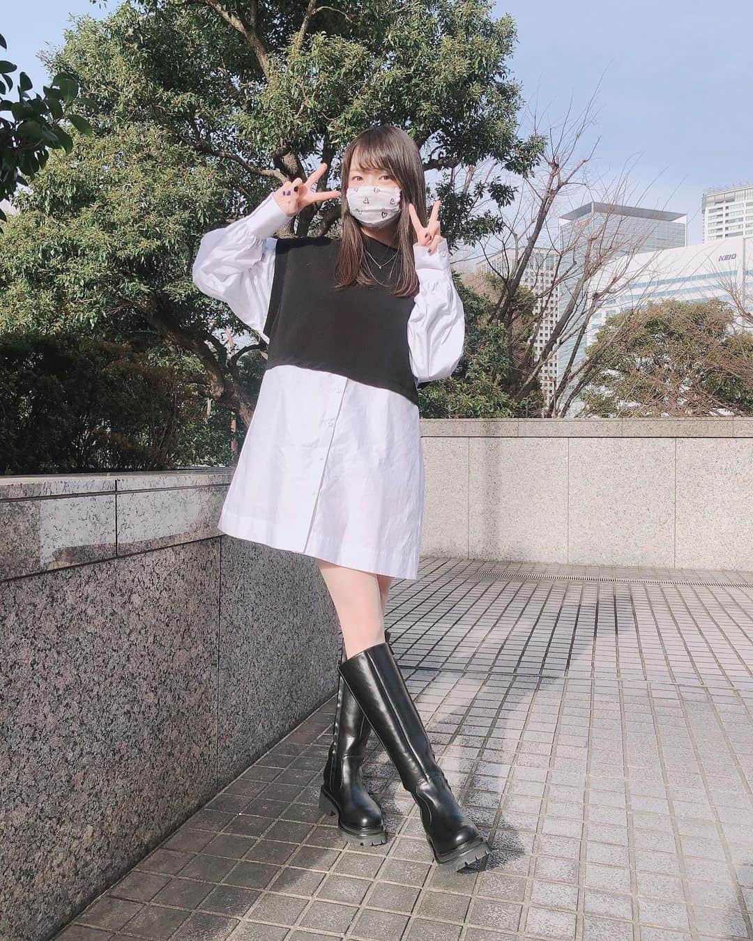 藤本かえでのインスタグラム：「たまには全身のお写真📸  #ootd #ootdfashion #zara #moussy」