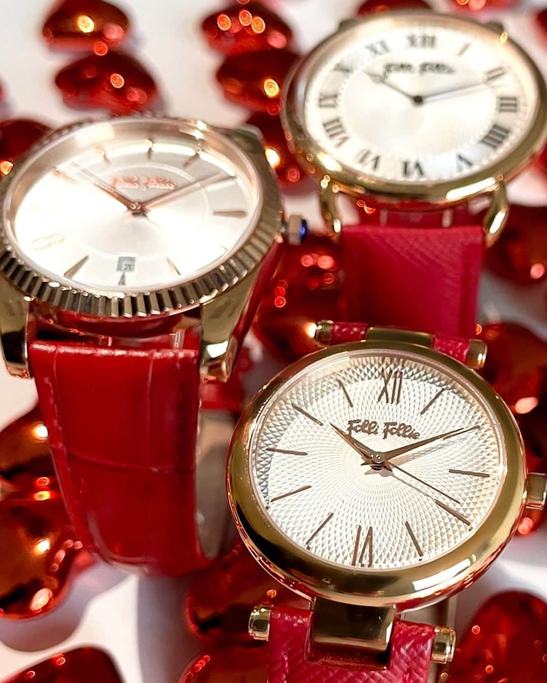 フォリフォリさんのインスタグラム写真 - (フォリフォリInstagram)「Red is always a good idea!  #follifollie #valentinesday #valentinesday2021 #love #heart #heartbeat #redcolor #watches #watchesofinstagram #watchesoftheday #watch #timepiece #instawatch #fashionwatch #gift」2月10日 17時00分 - follifollie
