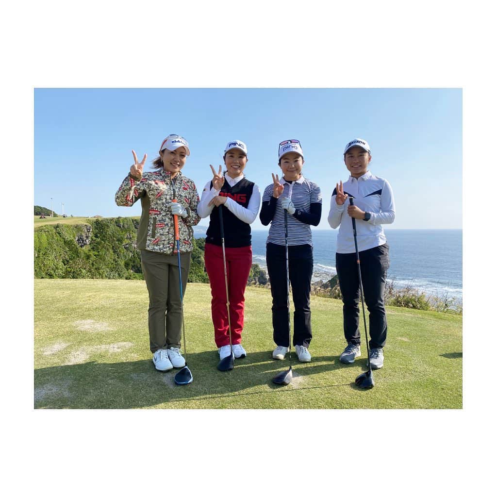 宮里美香さんのインスタグラム写真 - (宮里美香Instagram)「*** 全員うちなーんちゅ🌺 彩子さんとりーりーと、プライベートでラウンドするのは初めてでした！！ めっちゃくちゃ楽しかった〜🥰🥳 . . #golf #okinawa #privategolf  #ゴルフ #女子プロゴルファー  #うちなーんちゅ #最高でした  #とっても楽しかった  #みんな身長同じくらい」2月10日 17時19分 - mikamiyazato_official