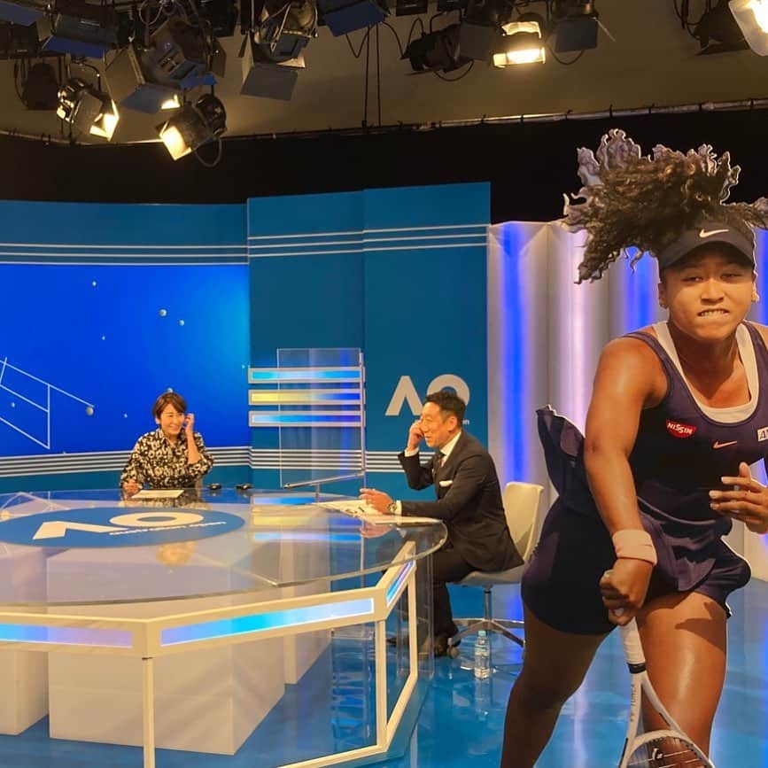 森上亜希子のインスタグラム：「本日、私はスタジオからお伝えします‼️  NHKでは16時50分より大坂選手の試合を総合サブチャンネルでLiveでお伝えします‼️  解説は杉山愛さんです。  みなさん、是非見て下さい‼️  メッセージ下さった方ありがとうございます‼️  すみません、投稿し直しました〜。  #nhk #解説 #テニス #tennis」