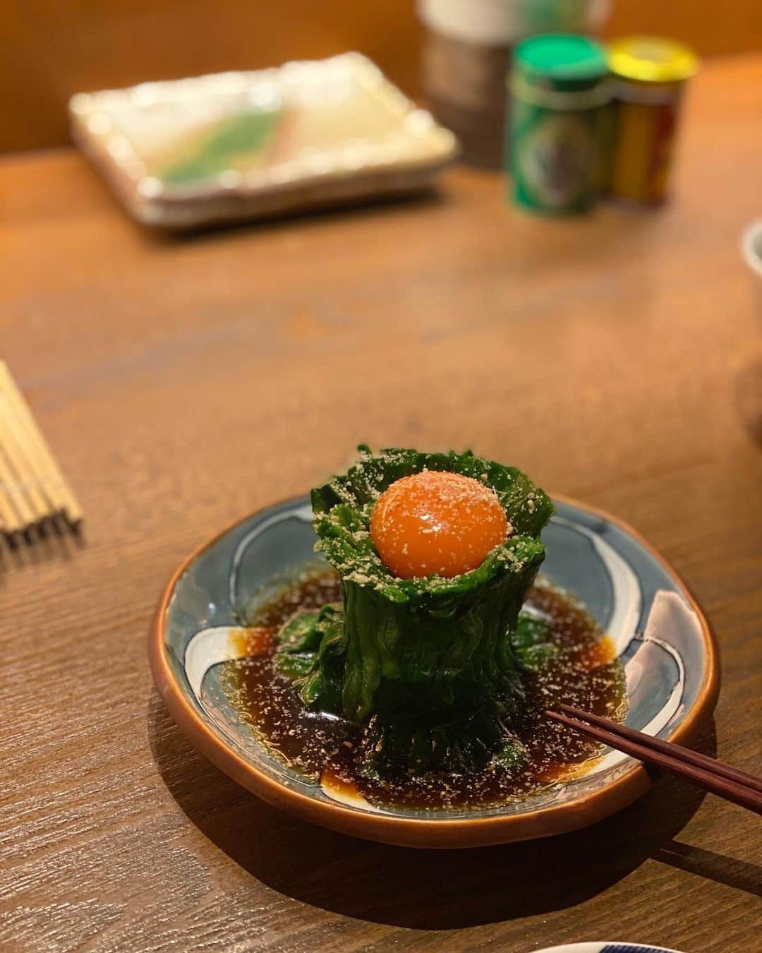 黒澤まさ美さんのインスタグラム写真 - (黒澤まさ美Instagram)「. 聳え立つ#ニラユッケ 、幸せの#うずら 、全部美味しかったです。。🐓 . #焼き鳥は正義 . #yakitori  #yakitoriya  #dinner #japanese #japanesefood  #roppongi  #tokyo  #foodporn  #yummy #焼き鳥 #焼き鳥屋  #焼き鳥好き #焼き鳥とワイン  #ニラ #ささみ #砂肝 #六本木グルメ  #yakitori燃」2月10日 17時39分 - masami_kurosawa