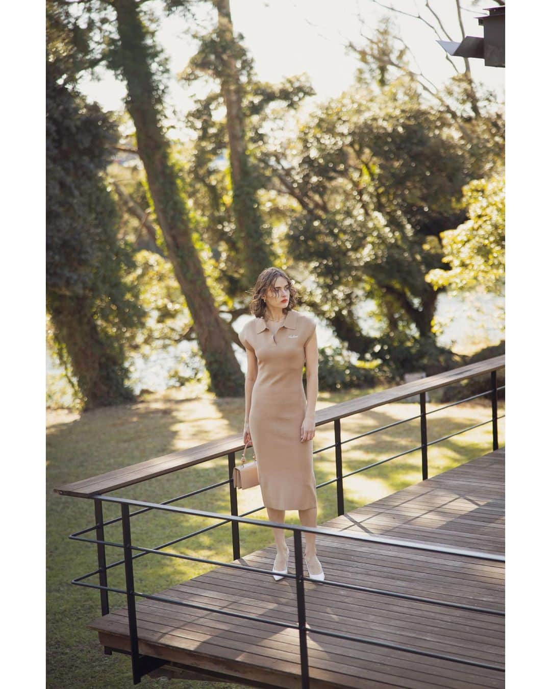 デュラスアンビエントのインスタグラム：「AMBIENT SPRING 2021 COLLECTION  二の腕をカバーするフレンチスリーブのフォルムが美しく、スリークな落ち感で、体のラインに沿ったシルエットもスラっとしたスタイルへ導きます。  ▫ 𝗦𝗸𝗶𝗽𝗽𝗲𝗿 𝗸𝗻𝗶𝘁 𝗼𝗻𝗲𝗽𝗶𝗲𝗰𝗲  【2月12日(金)発売】 〈Ivory,Beige,Black〉  ＿＿＿＿＿＿＿＿＿＿＿＿＿＿＿＿＿＿＿＿ www.ambient-online.com @ambientofficial #アンビエント#ambient_official #springcollection #spring2021」