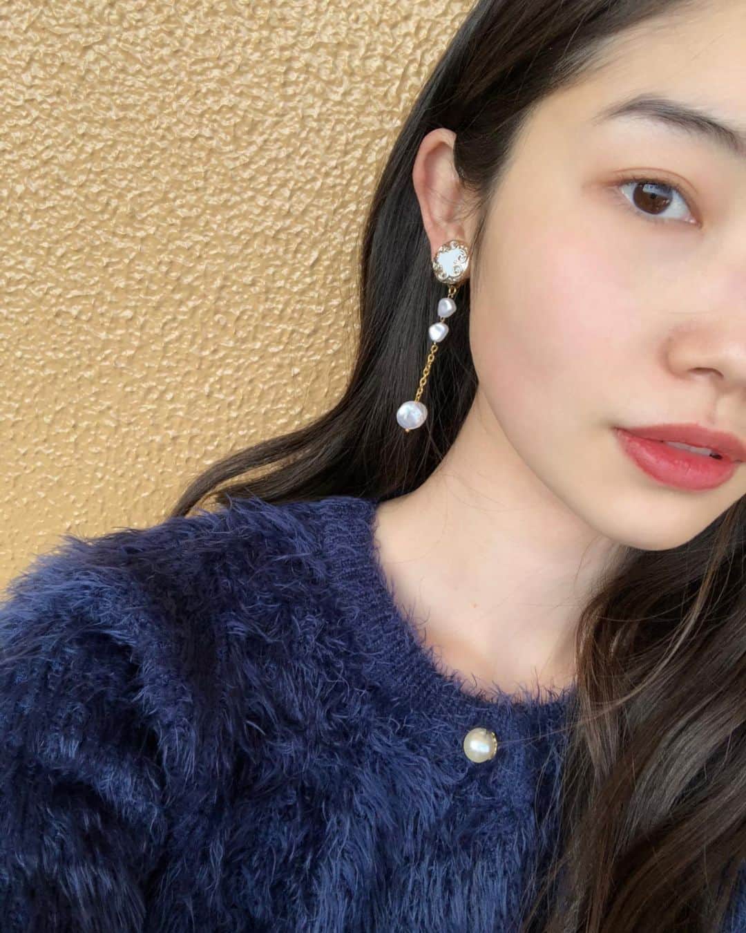 小川沙樹さんのインスタグラム写真 - (小川沙樹Instagram)「久しぶりにイヤリングつけたら可愛すぎて、私の中のイヤリングブームが再燃しそう🤦‍♀️🤎」2月10日 18時00分 - ogawa__saki