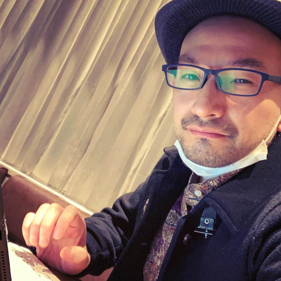 滝本竜彦さんのインスタグラム写真 - (滝本竜彦Instagram)「今日も小説を書くぞい #novelwriting #novelist #小説家」2月10日 18時06分 - tatsuhikotkmt