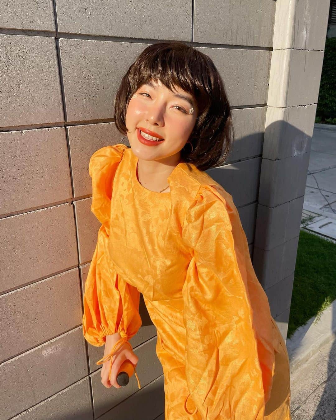 GYEON SEOのインスタグラム：「_* smile for everyone 😘 . . 🧡🧧🧡🧧🧡🧧」