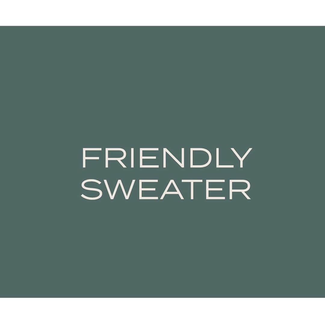 のインスタグラム：「The Friendly Sweater, una linea di maglieria dove i protagonisti sono materiali riciclati che si inserisce all'interno del grande puzzle green al cui interno ogni pezzo è costituito da un passo avanti del settore verso una produzione ecologica di @compagniaitaliana. La nuova collezione è tutta da scoprire 🍃💚  #glam #friendlysweater #lovely #aw21 #green」