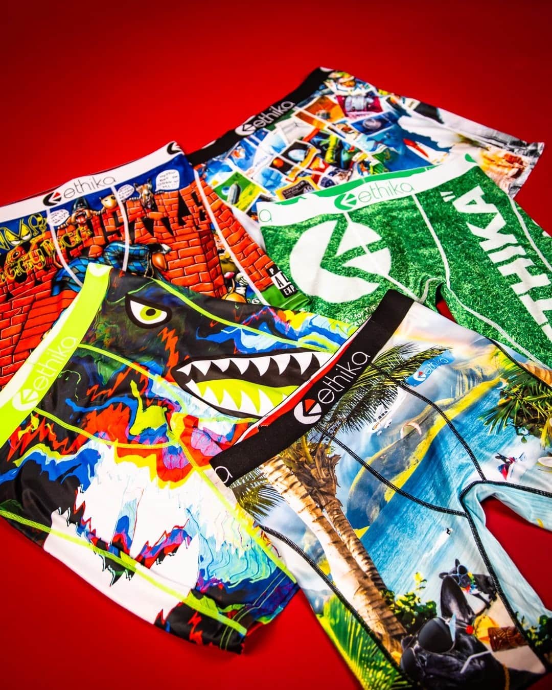 Foot Lockerのインスタグラム：「A fire gift for #valentinesday. Shop ETHIKA online & in-store.」