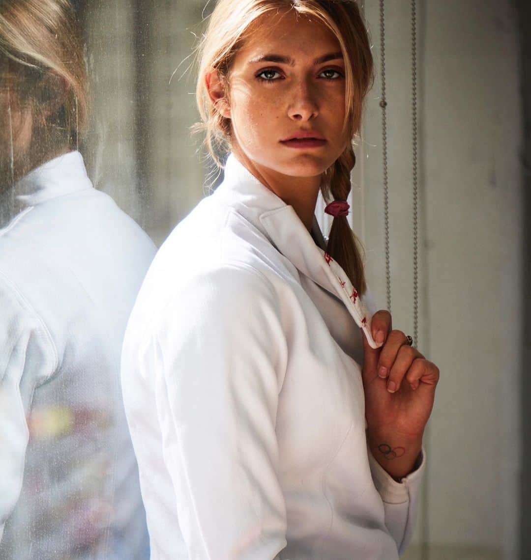 Monica Aksamitのインスタグラム：「With Olympic qualifiers back on I wanted to share @paritynow with you! Their mission is to help make a change to the gender pay gap. As a female athlete this is something that is near and dear to my heart! To my fellow female athletes, go check them out and sign up to help be part of the change! #womeninsport #parity #paritynow #paywomen #genderpaygap #ad」