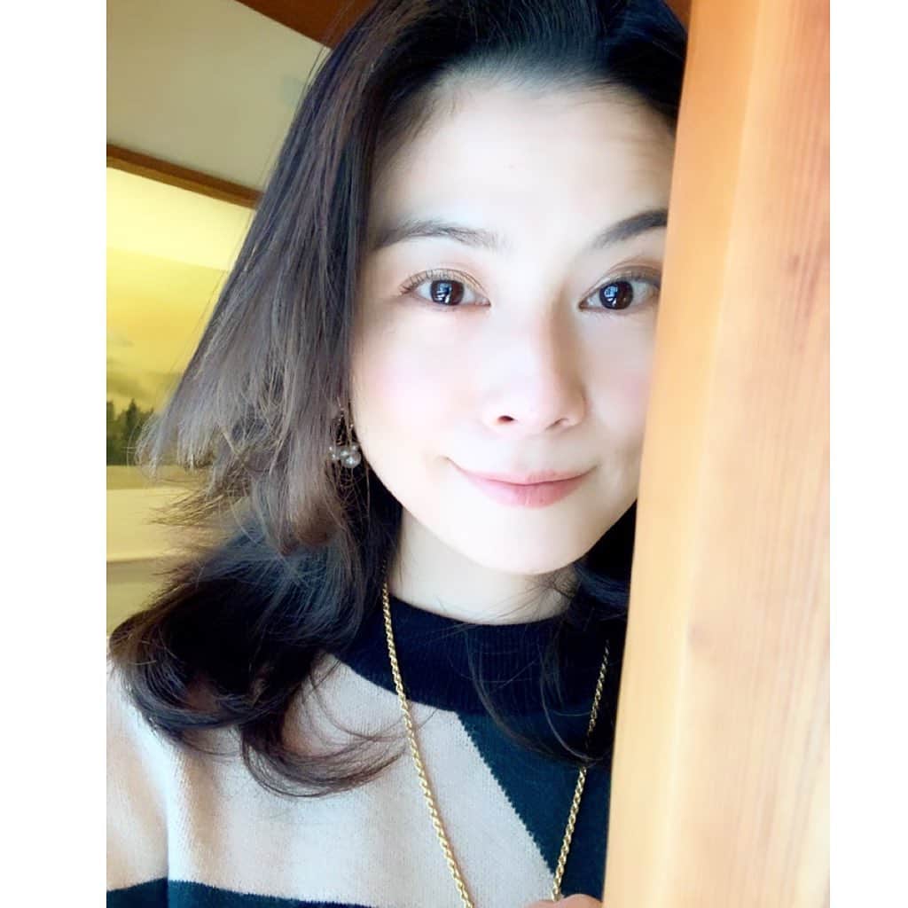 七瀬遥のインスタグラム：「和の空間🎍✨ 庭園もあって素敵✨ なんだか旅館に来た気分😊 心が清らかに✨ ほっこりと☺️和みました😊❤️  #和#庭園#ほっこり#美しい#happy #fun#good#friend#happy#love#happiness#good#smile#tokyo#japan」