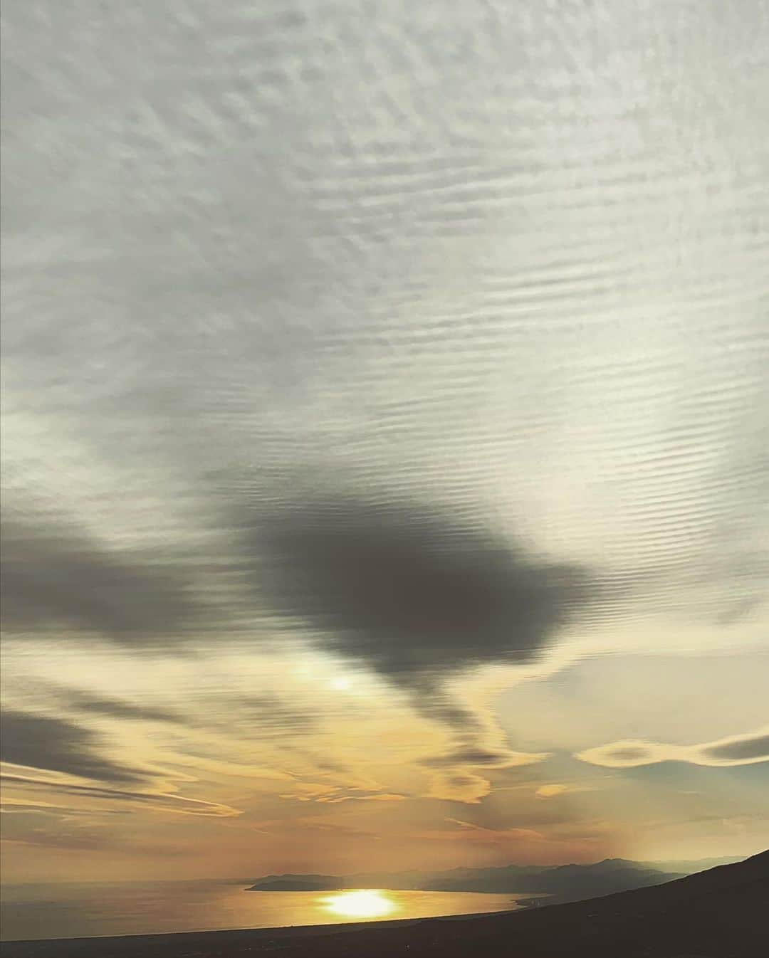 前川泰之さんのインスタグラム写真 - (前川泰之Instagram)「今日は雑誌M en'sEXのロケで箱根へ。 とても素敵な景色に出会えました✨✨ やっぱり富士山はいいなぁ🗻  #メンズEX #雑誌　#ロケ　#富士山　#箱根ドライブ」2月10日 20時48分 - maekawa_yasuyuki_official