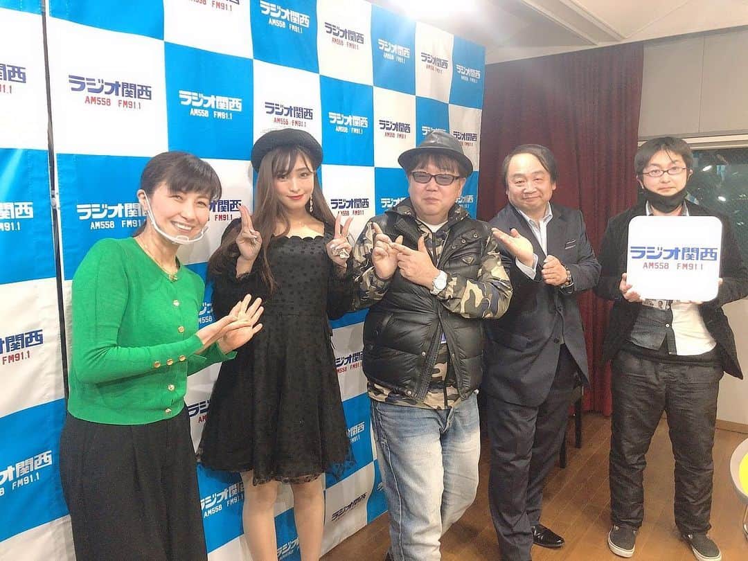 Fujikoさんのインスタグラム写真 - (FujikoInstagram)「【嬉しい報告】 2月よりラジオ関西のレギュラー出演が決まりました！！！！⭐️✨  毎週日曜日「Shinji Pの夢を追いかけて！」 深夜0:30〜 Fujiko出演日2/21 ,  2/28  関西でどこでも聞けるラジオ📻 是非聞いてください〜💕 届け〜❣️❣️❣️  #Fujiko #今年はメディアに出たい#もっと頑張ります#応援してね #ラジオ聞いてね」2月10日 21時15分 - fujikochan1023