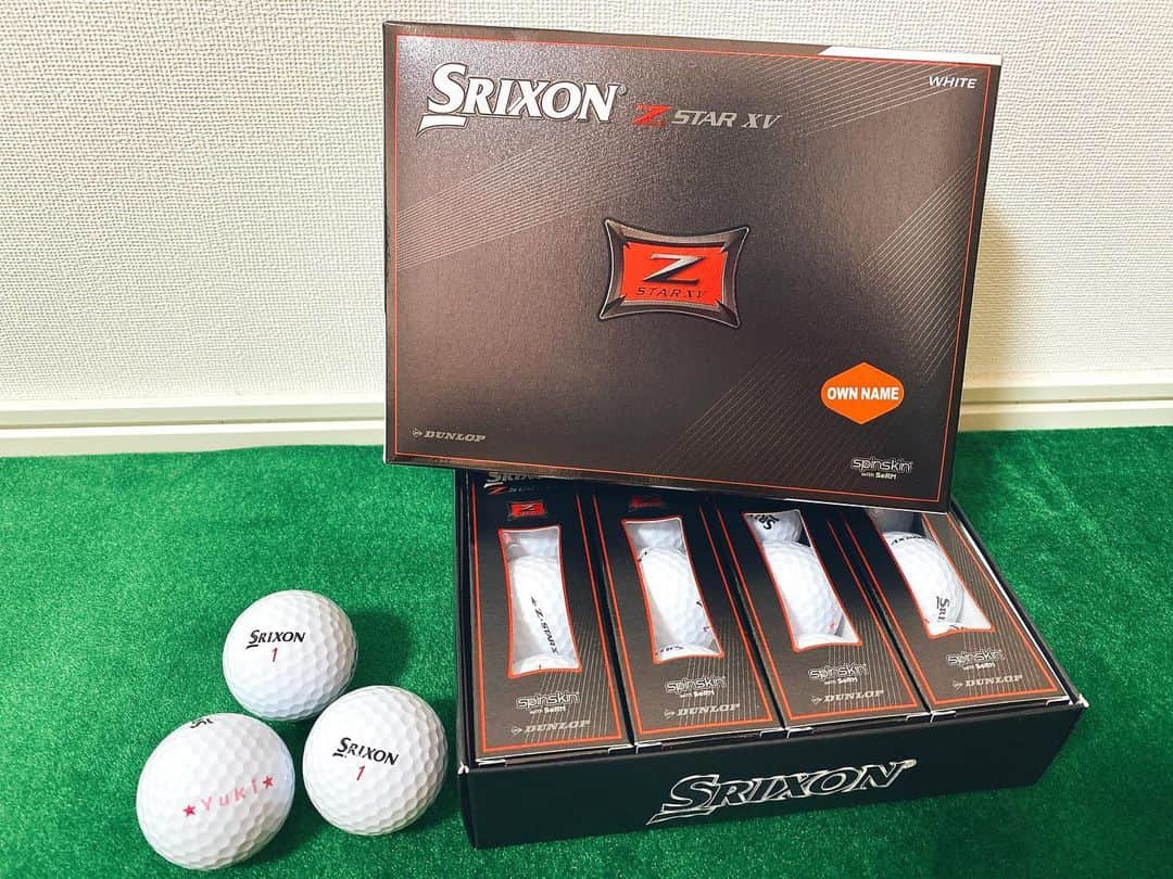 坂之下侑子のインスタグラム：「#昨日言ってたボールがこちら💁‍♀️ #今季使用ボール #スリクソン #srixon #3種類出てます #イチ押しzstar #更に飛ぶ #zstarxv #zstar #飛距離アップ #皆さんも是非使ってみてください #2月5日より発売 #ダンロップ #ダンロップスポーツ #ゴルフ #ゴルフボール #プロゴルファー #⛳️ #💗💗💗」