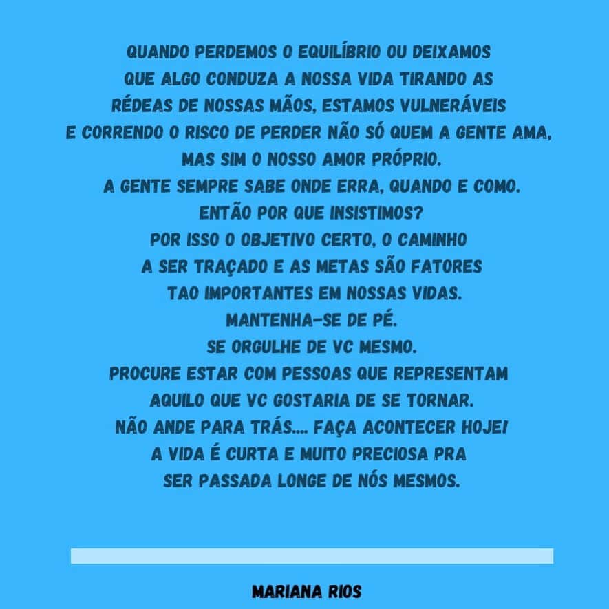 Mariana Riosのインスタグラム：「Você já se perguntou quem é e o que veio fazer aqui?  Todos temos nossa missão de alma e quando nos conectamos a ela a vida fica mais leve e tem mais sentido. Por isso é super importante olhar pra dentro. Somente dentro temos todas as respostas. Ao descobrir quem você é de fato, sua energia atrai aqueles que estão na mesma vibração. O amor acontece, a felicidade se instala e os caminhos se abrem. Tome as rédeas de sua vida! Viva!!! Sua melhor companhia é você mesmo!  M.R 💙🙏🏼」