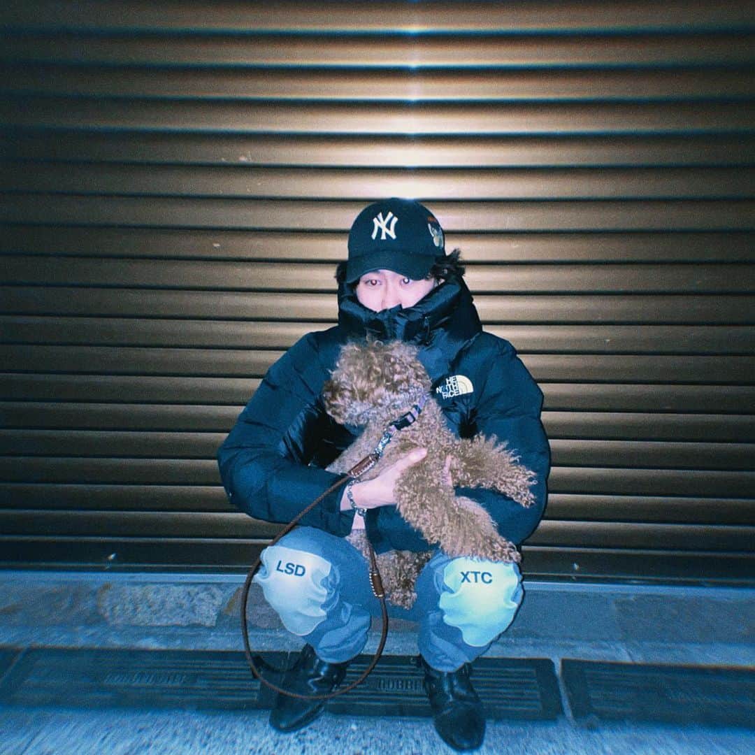 小園凌央さんのインスタグラム写真 - (小園凌央Instagram)「キャッチャーと犬🔥🔥🔥  彼の名は#サブロー #お散歩🐾」2月10日 21時51分 - ryo_kozono