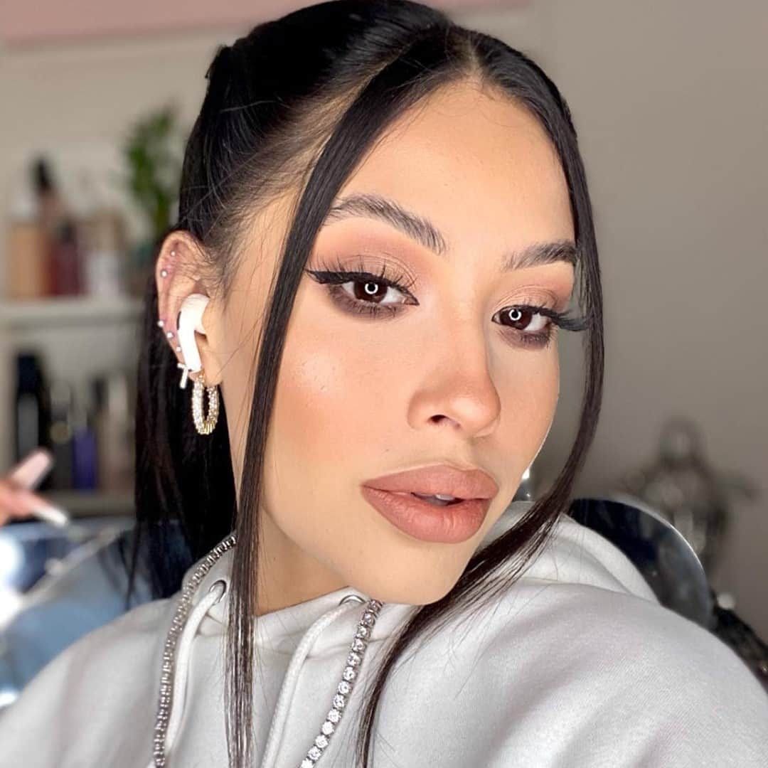 LORACのインスタグラム：「#repost @flowerrchildd_96 soft smokey in the original  PRO Palette - available on ULTA.com & LORAC.COM - link in bio!  #LORAC #LORACCosmetics @ultabeauty」