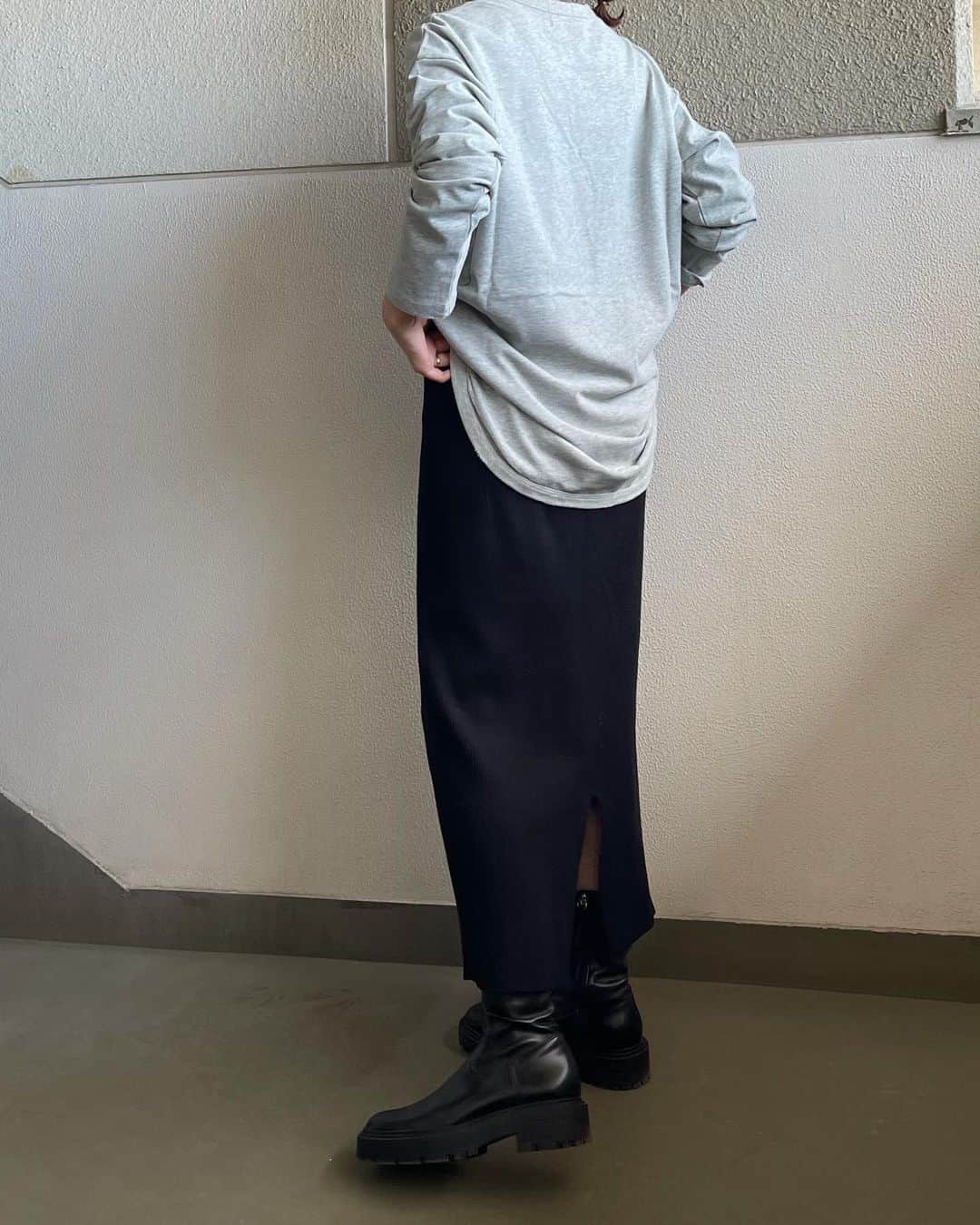 my9mj8のインスタグラム：「﻿ 　﻿ @selectmoca  の便利なカットソー！﻿ 丈長めなので重ね着でも☝️❤️﻿ しっかりめの生地感なので私みたいに一枚でも😉﻿ ﻿ ﻿ #ファッション#コーデ#コーディネート#fashion #coordinate #code #オシャレ #ootd #outfit #wear﻿#selectmoca  　﻿ 　﻿」