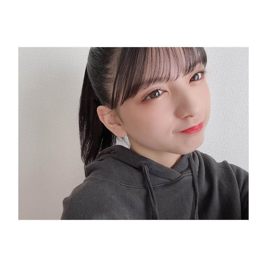 わーすたのインスタグラム：「💛 @wasuta_hazuki_sakamoto 《mensaje en español》﻿ ﻿Me gustan ver película y anime.﻿ ¿Qué te gustan película y anime? ☺️✨﻿ ﻿ Había visto la película es "Shrek" recientemente.﻿ Mi favorita película es "Toy Story"  #wasuta #わーすた #jpop #idol #japan #かわいい #kawaii #harajuku #japaneseidol #japaneseidols #japanesemusic #japanesegirl #spanishlesson #español #movies #ilovemovies #movielover #anime #animelover #pixar #shrek #toystory #whatimwatching」