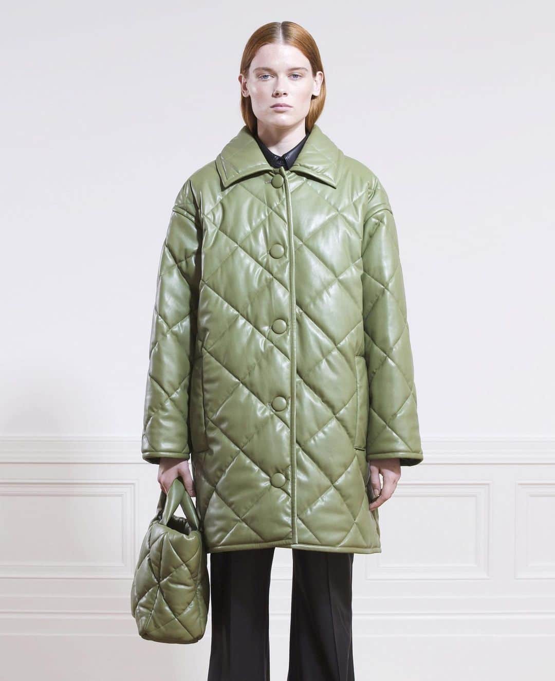 MATCHESFASHION.COMさんのインスタグラム写真 - (MATCHESFASHION.COMInstagram)「@standstudio.official’s pistachio-green quilted coat guarantees an injection of Scandinavian minimalism into your cold-season wardrobe. Discover coats to wrap up warm in at the link in bio.」2月10日 22時48分 - matches