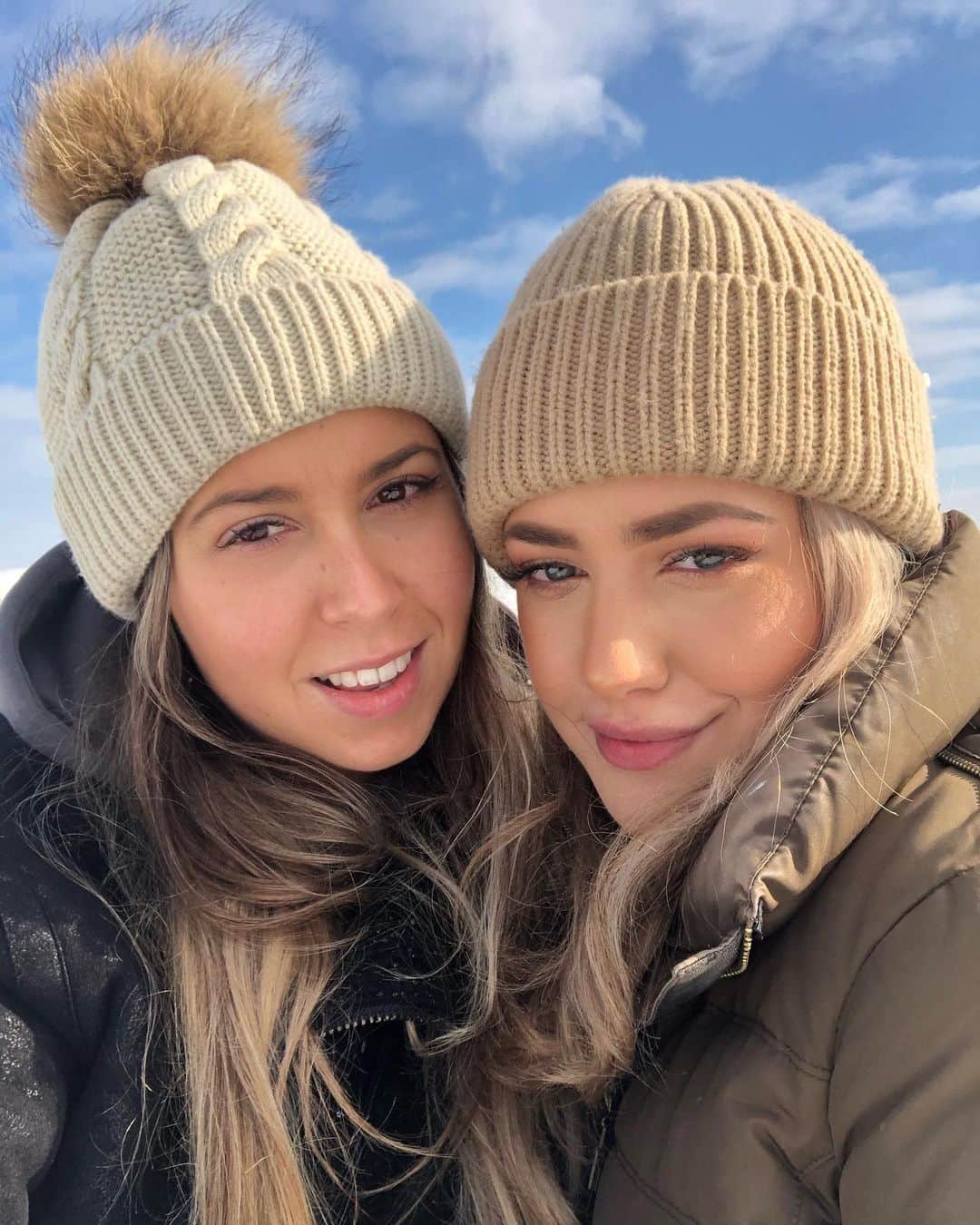 Pleun Bierboomsのインスタグラム：「❄️」