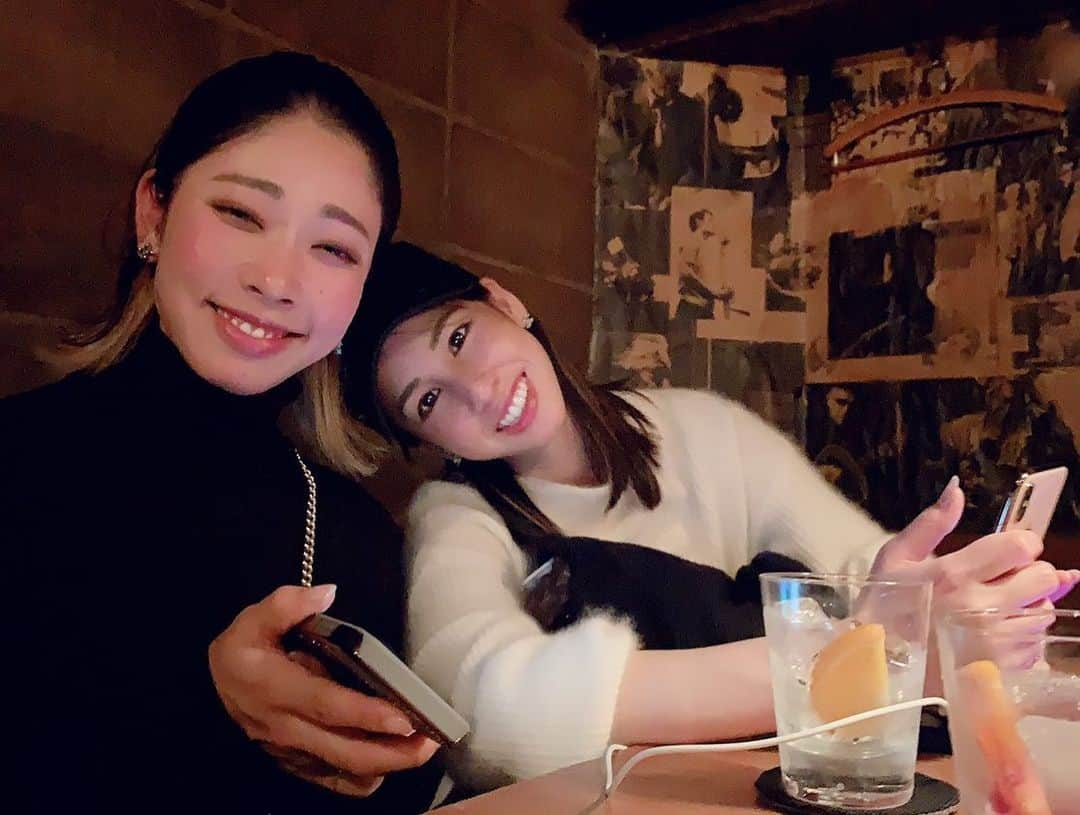 桒原えりかさんのインスタグラム写真 - (桒原えりかInstagram)「仲良しで韓国料理☺️ 2人は青唐辛子を生で食べてた。笑 懐かしい話たくさんできて、みんなそれぞれ頑張ってて、それぞれにいろんな苦労もありながら、素敵な人生歩んでるなって思ったら、なんだか感極まった〜 . . #森田理香子 #阿部悠  #ゴルフ女子 #lpga #jlpga #高尔夫 #골프 #golf #golfswing #ゴルフウェア #コーデ #golflife #golflifestyle #女子プロゴルファー #プロゴルファー」2月10日 23時13分 - erica._.k89