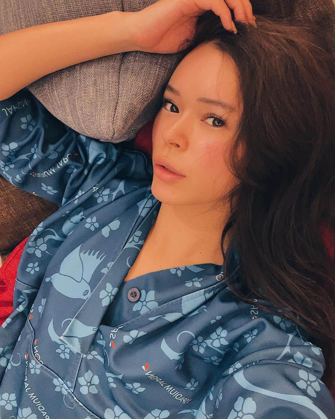 藤川ありすのインスタグラム：「__ この前めーーっちゃ楽しかった。 銭湯サウナ大好きな私にぴったりな都内最大のスーパー銭湯スパジャポへ行ってきました。 外にはロウリュウもあって、特大の休憩スペースでは漫画読み放題。 ご飯も美味しいし、クレープもあったし、エステも最高やし１日じゃ足りないくらいでした！また行ってこよ♡ @spadium_japon  #スパジャポ #スパジアムジャポン #グラウナ」