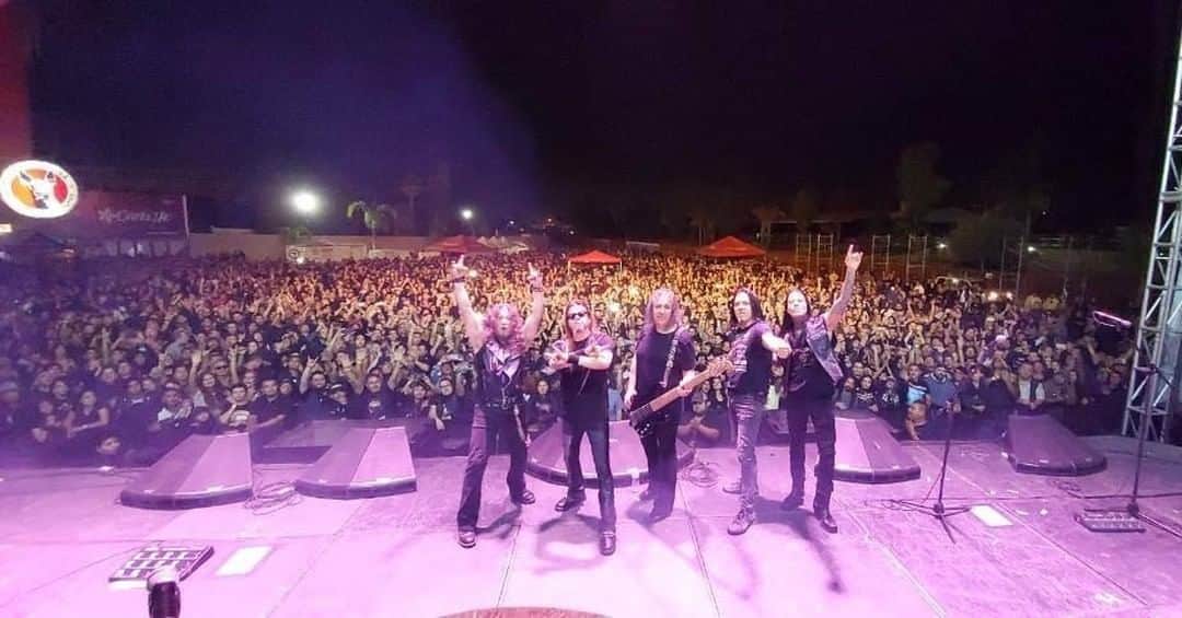 Queensrycheさんのインスタグラム写真 - (QueensrycheInstagram)「At Fronterizo Fest in Tijuana Mexico (photo credit Dave Stabley) #queensryche #theverdicttour #mexico🇲🇽 #theryche #rychersrule #wemissthis #wemissyouall #cantwaittotouragain #wemisstouringsodamnmuch #goodtimes #memories」2月10日 23時49分 - queensrycheofficial