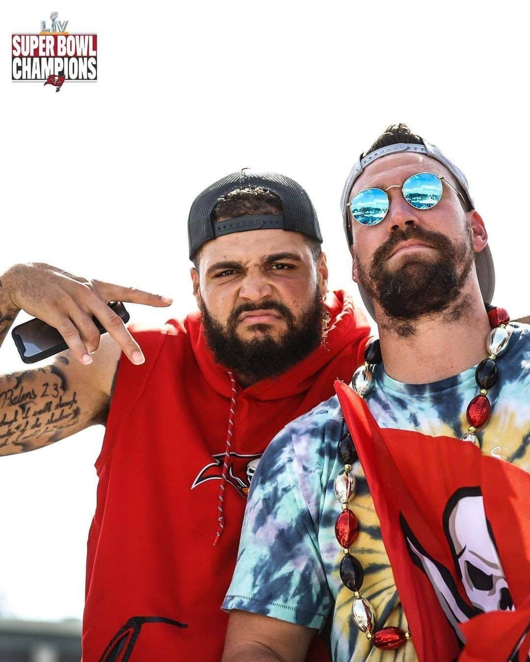 NFLさんのインスタグラム写真 - (NFLInstagram)「Super Bowl Parade: Boat Edition 🛥🏆 (via @buccaneers)」2月11日 5時24分 - nfl