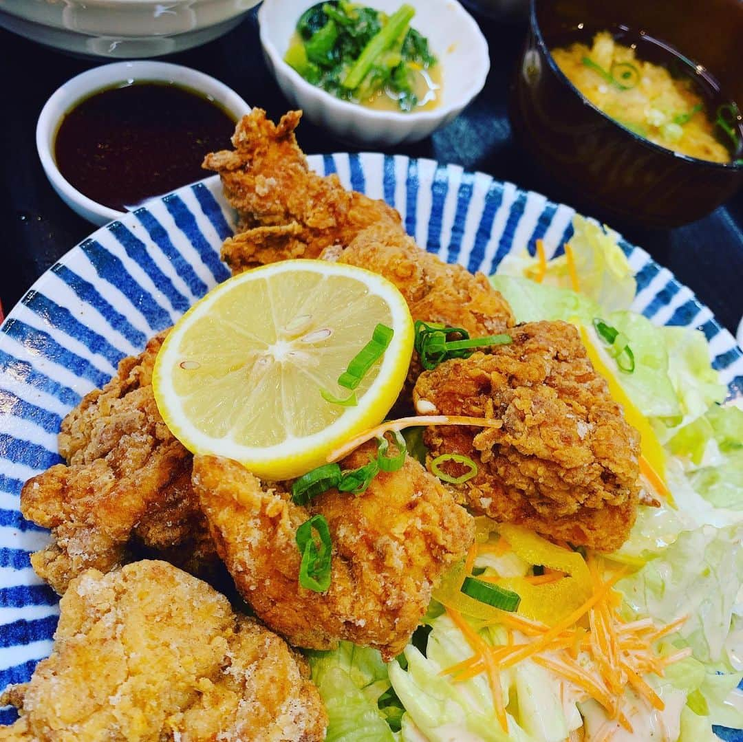 HIROさんのインスタグラム写真 - (HIROInstagram)「やはり😋からあげ美味い😆☺️😆 #日替わりランチ #日替わり定食 #日替わり #ランチ #昼ごはん #1日1食 #美味い #安田大サーカスHIRO」2月11日 0時09分 - hiro19770420