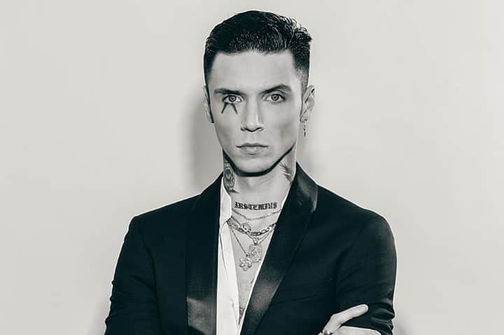 Alternative Pressさんのインスタグラム写真 - (Alternative PressInstagram)「You can hear @andyblack read his autobiography to you... here's how⁠ LINK IN BIO」2月11日 0時05分 - altpress