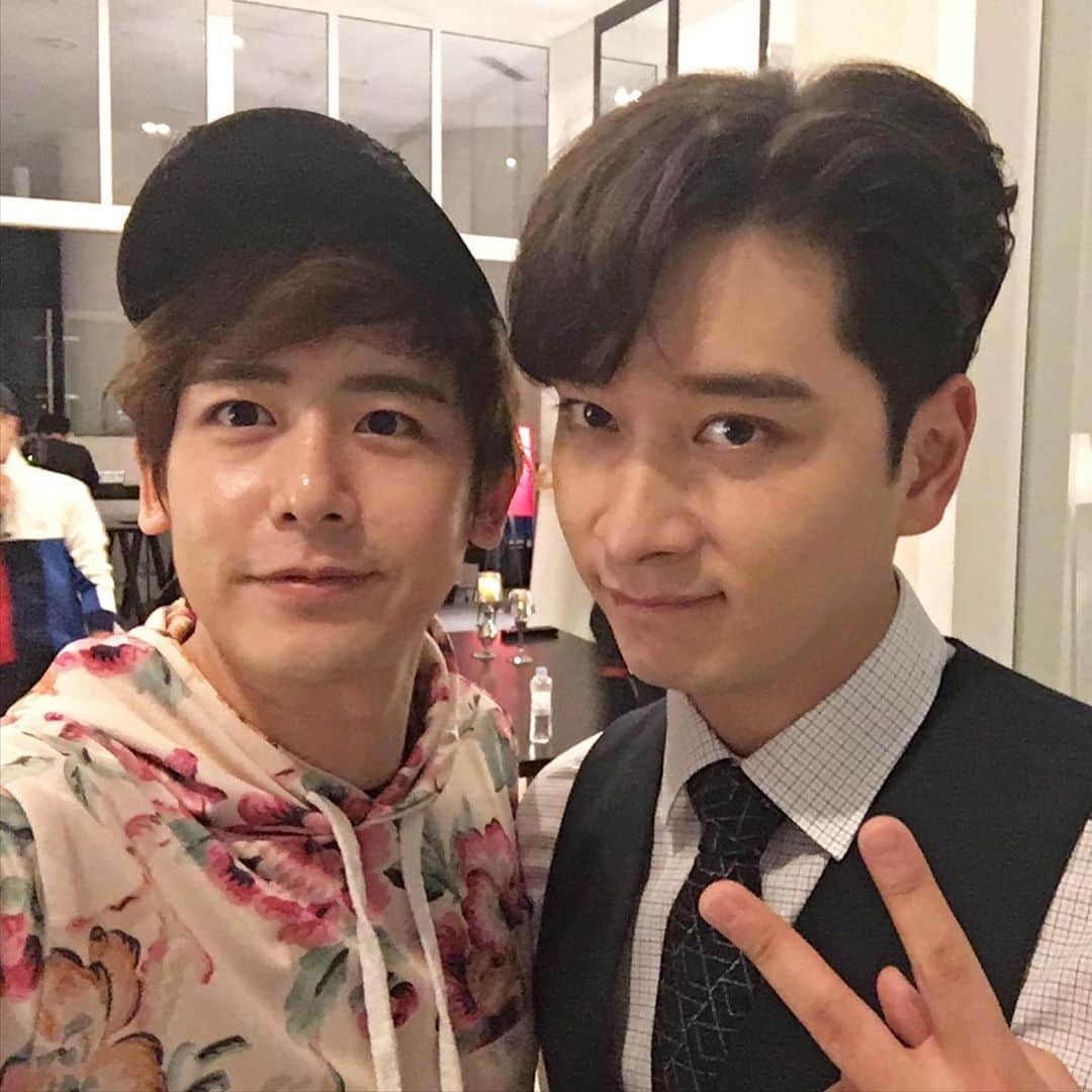 ニックン（2PM）さんのインスタグラム写真 - (ニックン（2PM）Instagram)「우리 귀여운 막내 생일축하해!! ♥︎」2月11日 0時15分 - khunsta0624