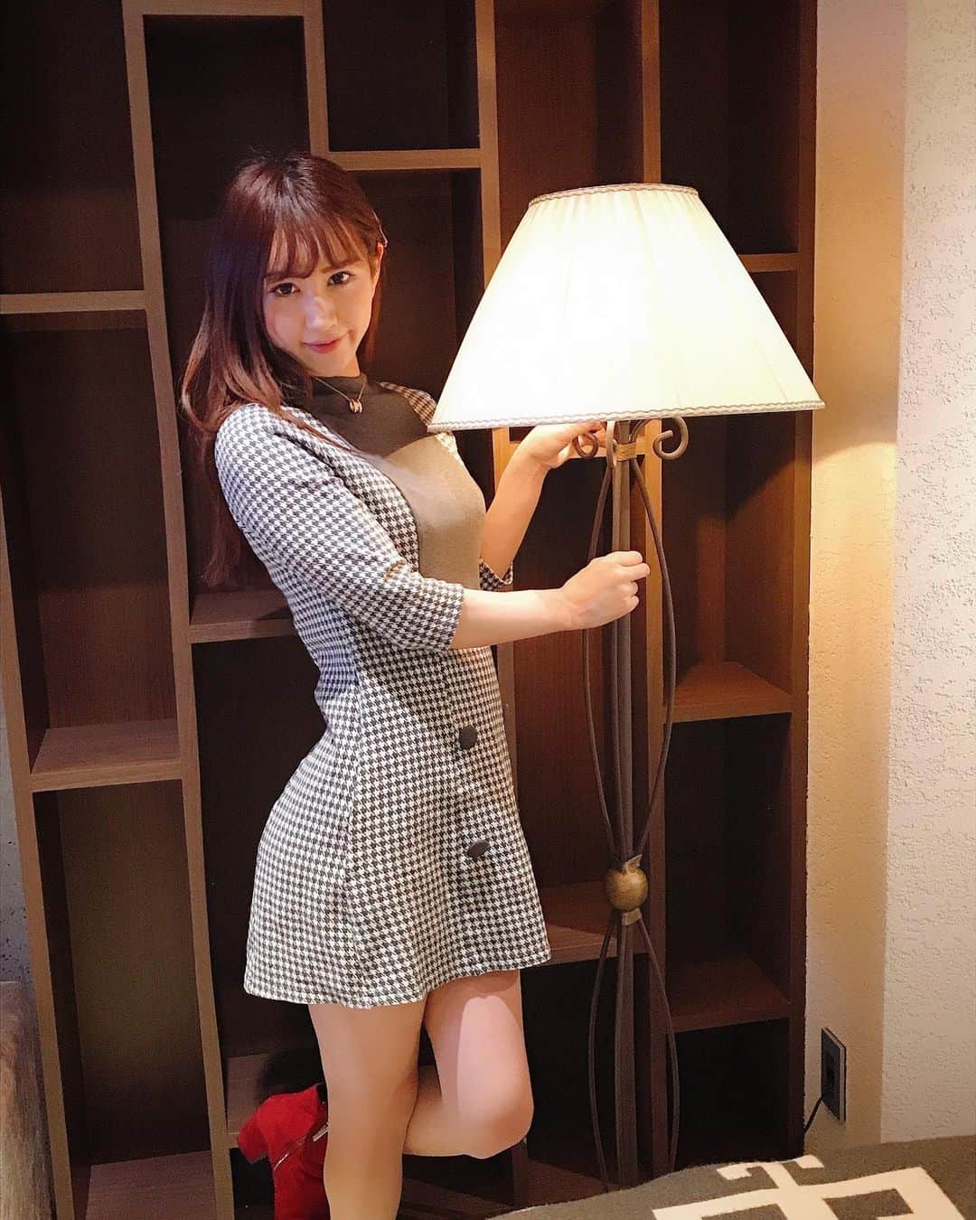 橘芹那さんのインスタグラム写真 - (橘芹那Instagram)「#恵比寿 #🏩 #🛌   ホテルで休憩しよ？🤭🥤✨  #ootd #ootdfashion  👗 : @starblinc_shop #starblinc  👢 : @poolside_official   #instagood #instahotel #instafashion #bedroom #lovehotel #hotelstay #shooting #model #lgbt #transwoman #me #japanese #sexy #tokyo #me #love」2月11日 0時23分 - serinyangram