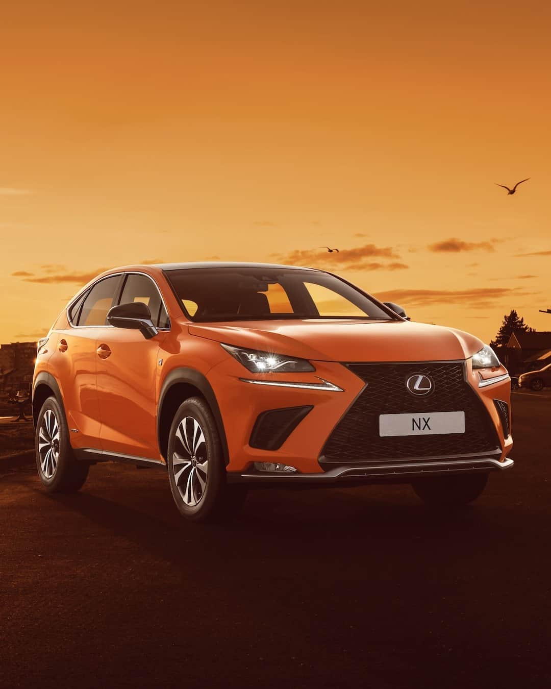 Lexus UKさんのインスタグラム写真 - (Lexus UKInstagram)「Hues to match the views. Are you a fan of the #LexusNX in Solar Flare?」2月11日 1時00分 - lexusuk