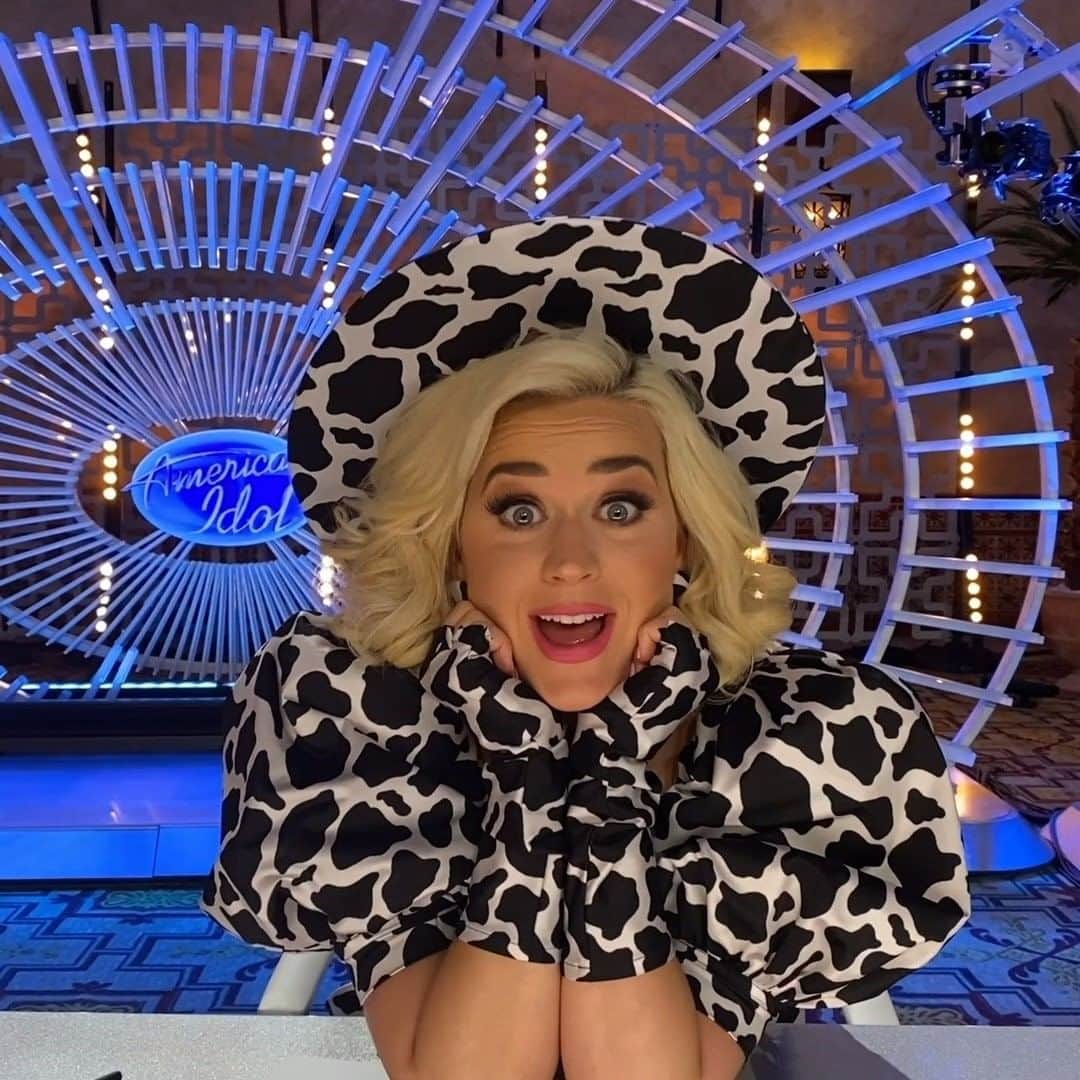 American Idolのインスタグラム：「Only 4️⃣ more!!!!」