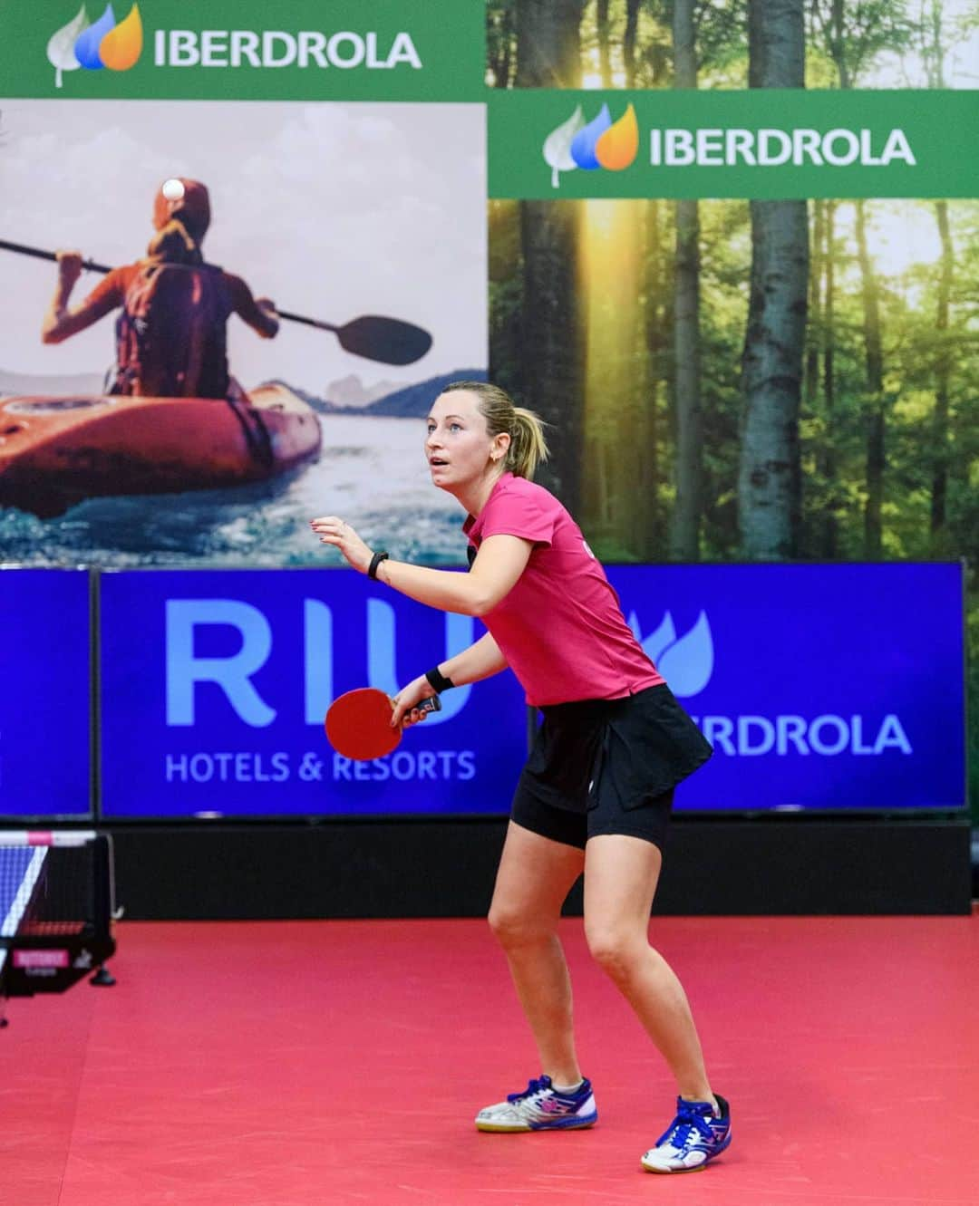 ガリア・ドボラクさんのインスタグラム写真 - (ガリア・ドボラクInstagram)「Sequence 1💆 - 2 💥- 3 💪 #tabletennis 📸@alvarodiaz1」2月11日 1時19分 - galiadvorak