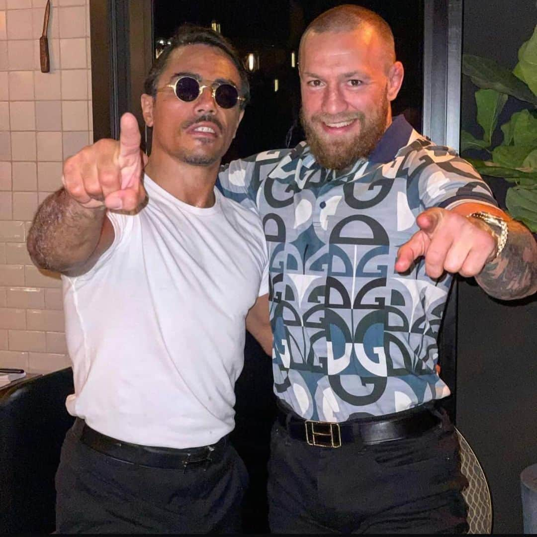 コナー・マクレガーさんのインスタグラム写真 - (コナー・マクレガーInstagram)「The McGregors at Salt Bae Steak House Dubai. Beautiful cuts 🙏  @nusr_et @nusr_et_steakhouse」2月11日 1時16分 - thenotoriousmma