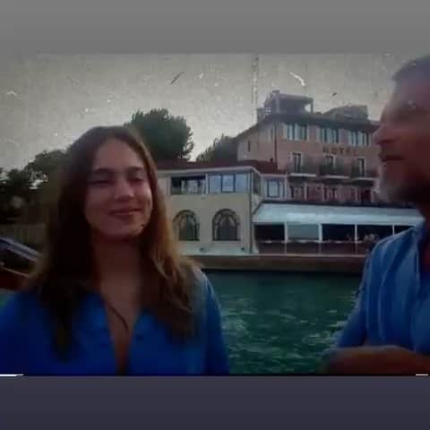 マチルダ・ルッツのインスタグラム：「Wish this was NOW. I miss you Papà @ellistonlutz #family」