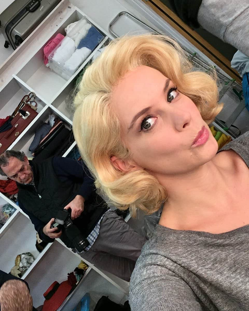 アンドレア・オズヴァルトのインスタグラム：「#memories #actresslife #acting #RoseAnderson #alterego #filming #tv #television #televisione #ilparadisodellesignore #raiuno #ruolo #sulset #backstage #dietrolequinte 😁」