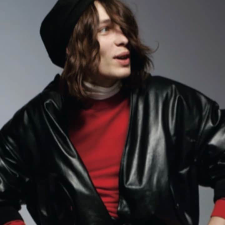 ジトロワのインスタグラム：「Un titi parisien chez jean-claude jitrois • cult leather photographed by @vickylawton  @ejwitt @benedictecazau @kelseymartinovich @thomasjwells #paris #jitrois」