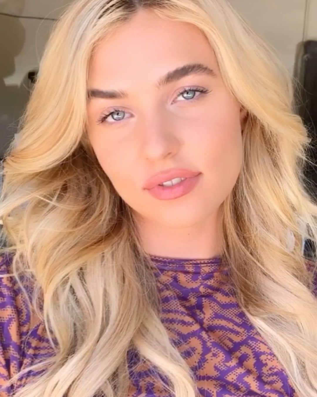 マティー・ノイズのインスタグラム：「i’m either going out looking like this or this THERE IS NO INBETWEEN 🤣🤣🤣」