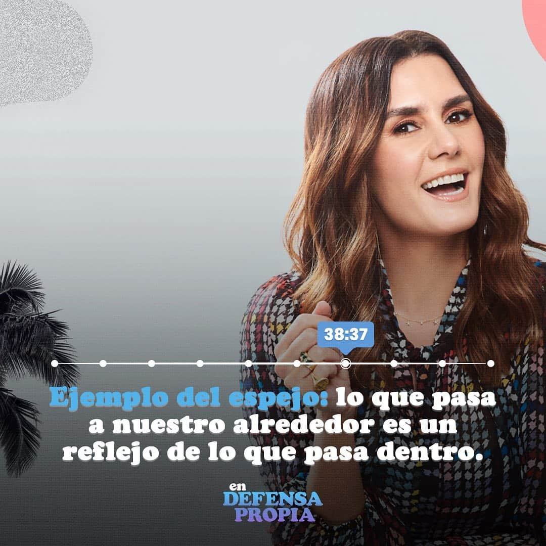 Erika De La Vegaさんのインスタグラム写真 - (Erika De La VegaInstagram)「Tomen nota que en este episodio @LlamasAlejandra nos iluminó un poquito más el camino para reinventarnos, porque dejenme decirles Ale, no solo tiene herramientas, ella ES UNA HERRAMIENTA POR SÍ MISMA.   Por eso, tenerla en este podcast y que comparta todo eso que ella es, para mí es la mejor manera de iniciar el 2021 #EnDefensaPropia  Escucha el episodio completo en todas las plataformas de audio #spotify #ivoox #googlepodcast #applepodcasts y en mi canal de @youtube」2月11日 2時52分 - erikadlvoficial