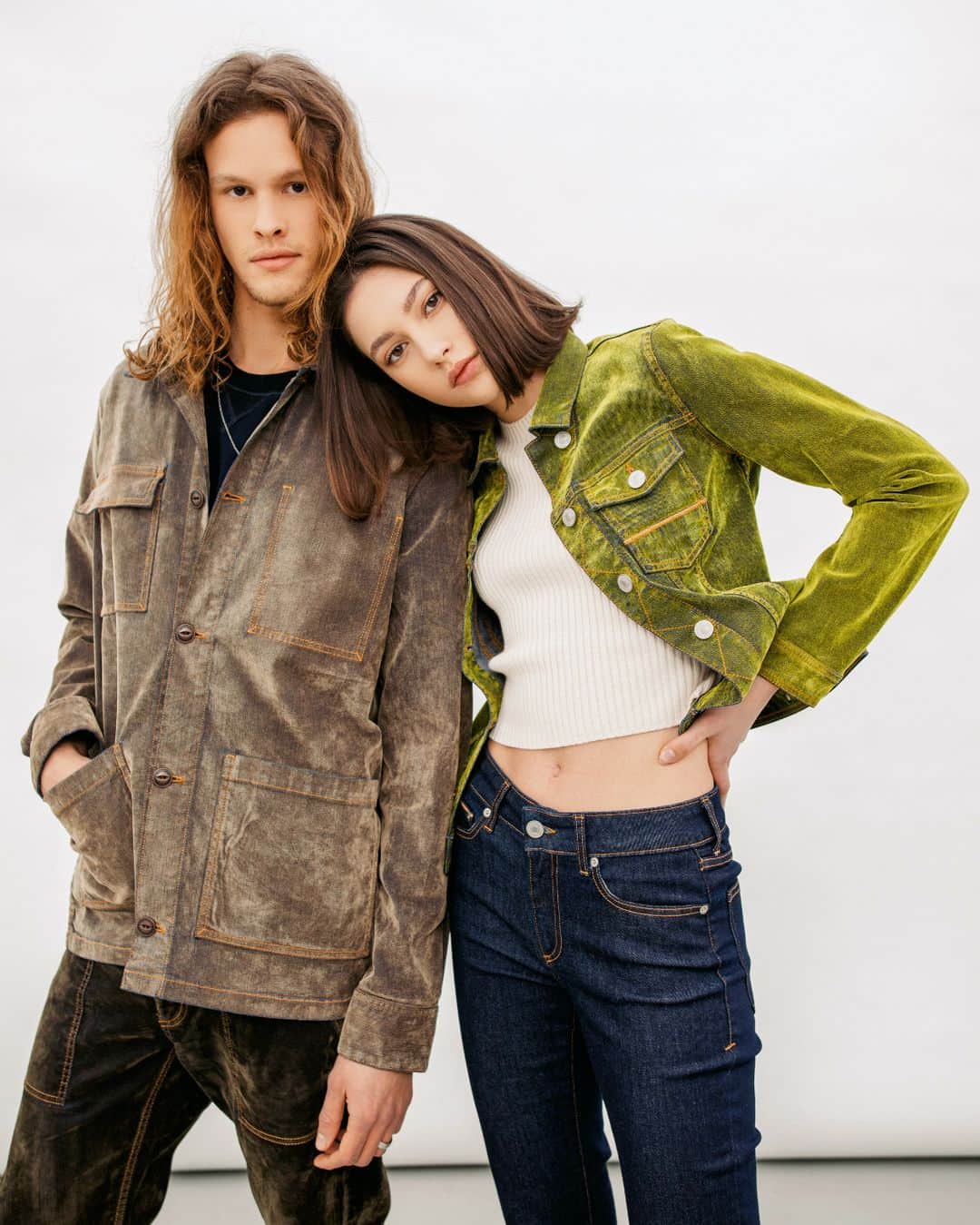 のインスタグラム：「Forever a couple⁣⁣ 👖⁣ ⁣ care-label.com⁣⁣⁣⁣⁣⁣⁣⁣⁣⁣⁣⁣⁣⁣ ⁣⁣⁣⁣⁣⁣⁣⁣⁣⁣⁣⁣ #carelabel #denimlovers #denimstory #denimaddiction」