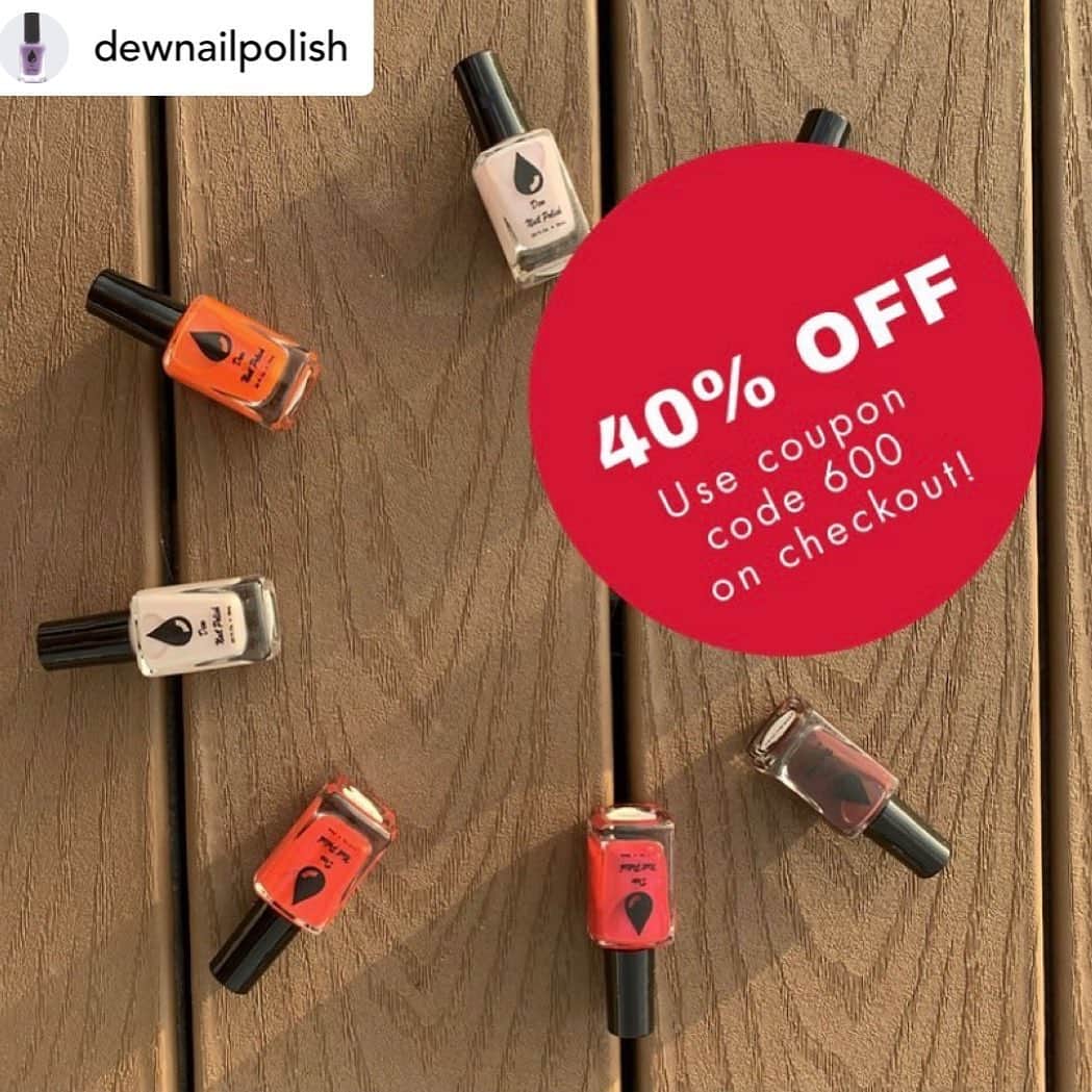Nail Designsさんのインスタグラム写真 - (Nail DesignsInstagram)「Check them out!!! • @dewnailpolish Coupon offer! In celebration of 600 followers!  . Giveaway details to follow 😊」2月11日 3時29分 - nailartfeature