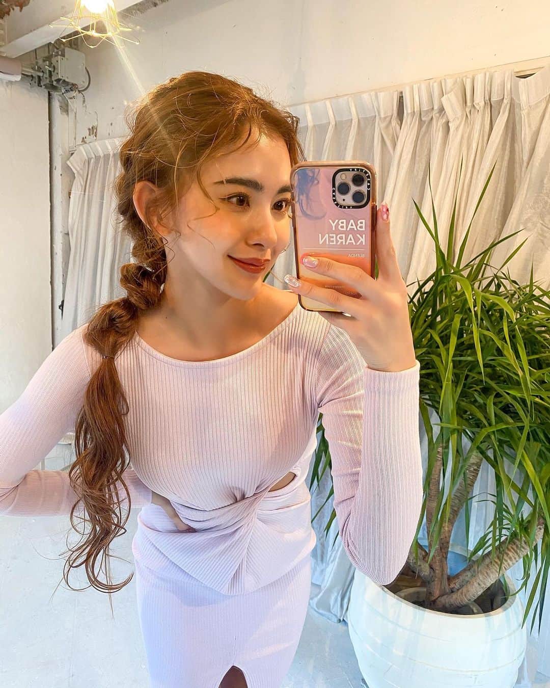 カレンさんのインスタグラム写真 (カレンInstagram)「New Hair color💇🏼‍♀️🤎 髪の毛いーかんぢ！☺︎ 春服撮影前