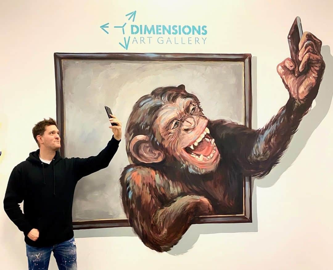 マイケル・ブーブレのインスタグラム：「Mikey See, Mikey Do!」