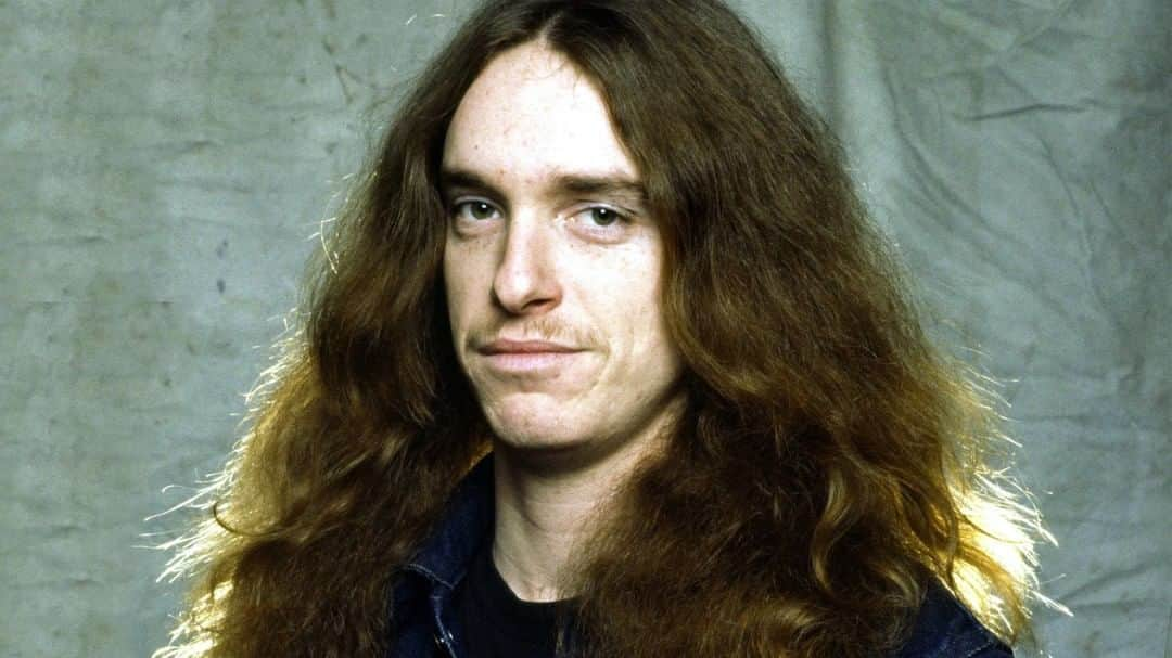 Kerrang!さんのインスタグラム写真 - (Kerrang!Instagram)「Cliff Burton would have been 59 today, so blast his music loud 🖤 Read the 12 things you might not know about Metallica’s legendary bassist at the link in our bio 🔗 ⠀⠀⠀⠀⠀⠀⠀⠀⠀ @cliffburtonfamily @metallica #kerrang #kerrangmagazine #cliffburton #metallica #thrash #thrashmetal #metal #heavymetal #killemall #ridethelightning #masterofpuppets」2月11日 5時34分 - kerrangmagazine_