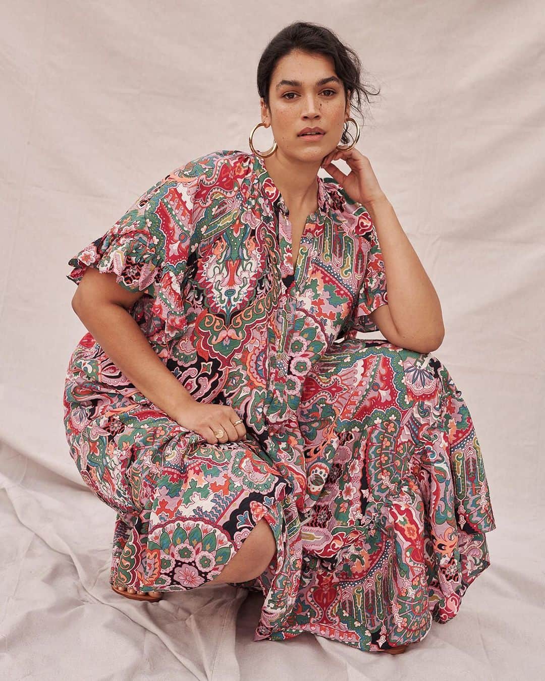のインスタグラム：「Which one are you:  Bold Blooms 🌸 Punchy Pink 🎀  or Painterly Print 🖌   Tell us your choice in the comments below, then shop them all at the link in our bio!」