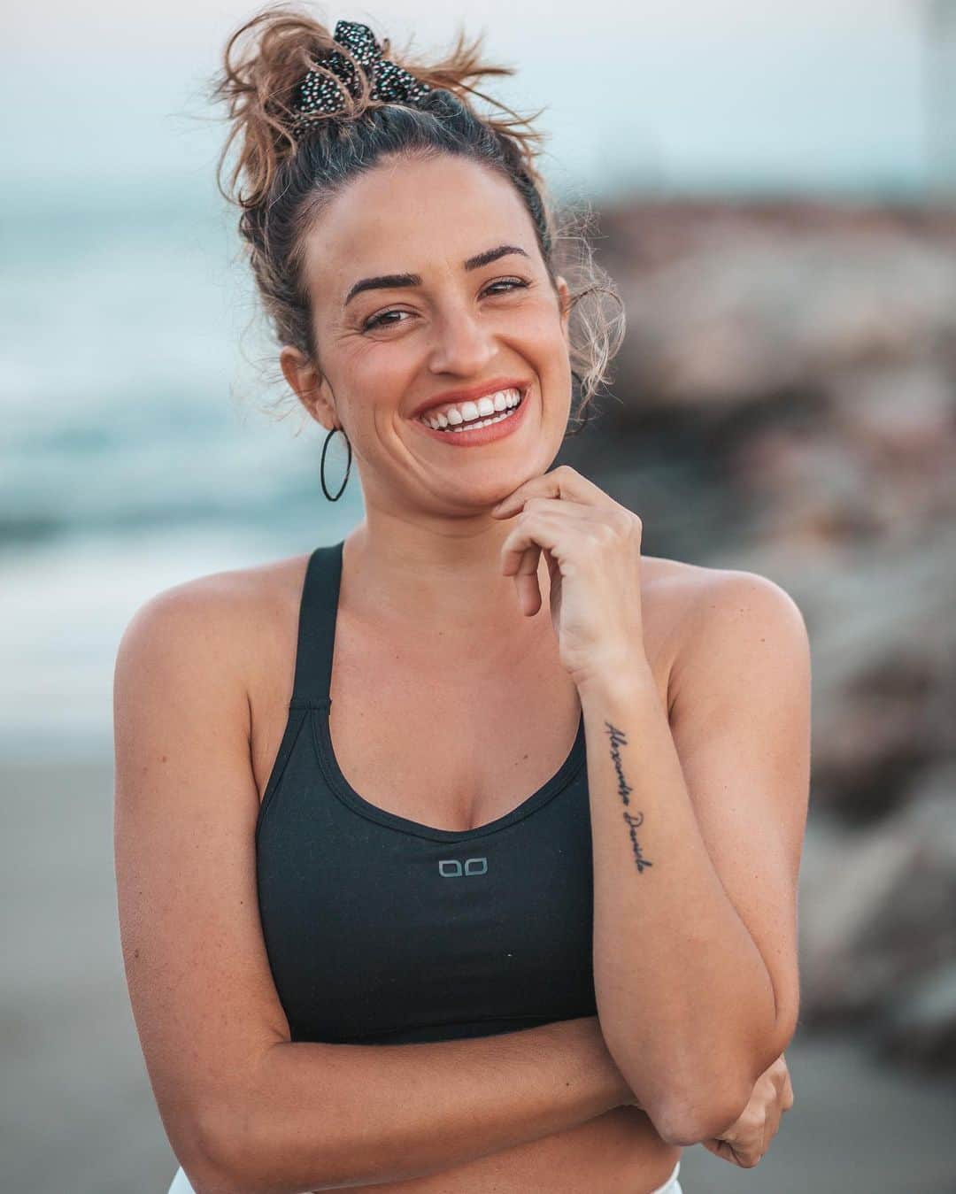ジェマ・マリンのインスタグラム：「I know my happiness depends just on me 😊  1.2 or 3?🥰  #behappywithyourself  #knowyourdarkness #enjoylife #motivacionpersonal #motivationforlife  #lifeinabundance #mommybun   Yo tengo muy claro que mi felicidad depende de mi😊   1,2 o 3? 🥰」
