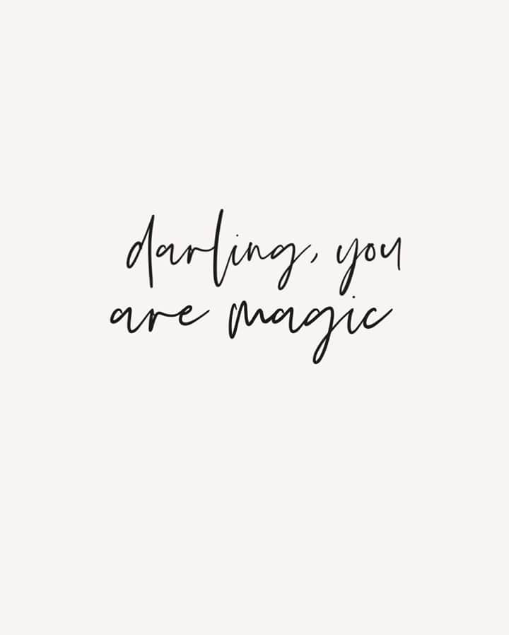 キャサリンディーンさんのインスタグラム写真 - (キャサリンディーンInstagram)「Darling you are magic and never forget that!」2月11日 6時45分 - catherine__deane